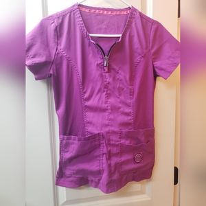 Koi Lite raspberry scrub set